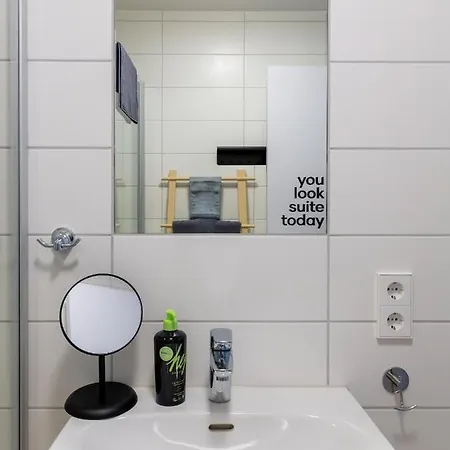 Apart Otel Limehome Bahnhofstrasse 3*