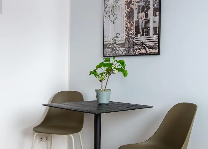 Limehome Bahnhofstrasse アパートホテル 3*